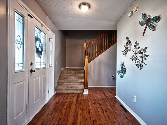 2nd image of 54130 Bridgewood Ct