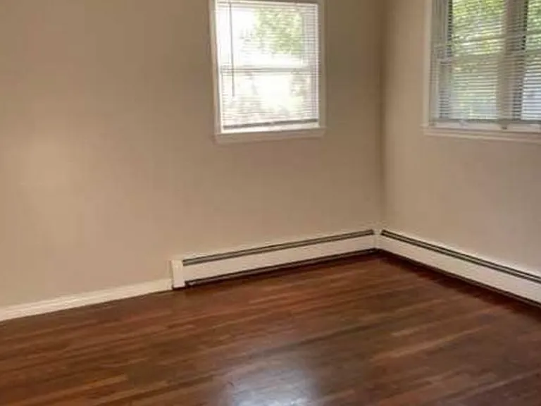 333 Lacey Dr — Photo 8