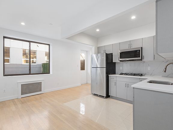 5th image of 1058 62nd St #1L