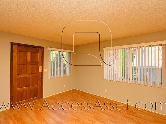 2nd image of 379 Avenue 5