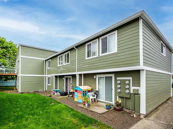 4th image of 403 Pine Ave #9618