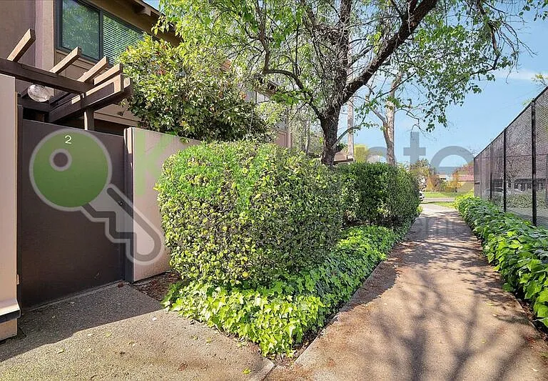 2254 Woodside Ln #2 — Photo 35