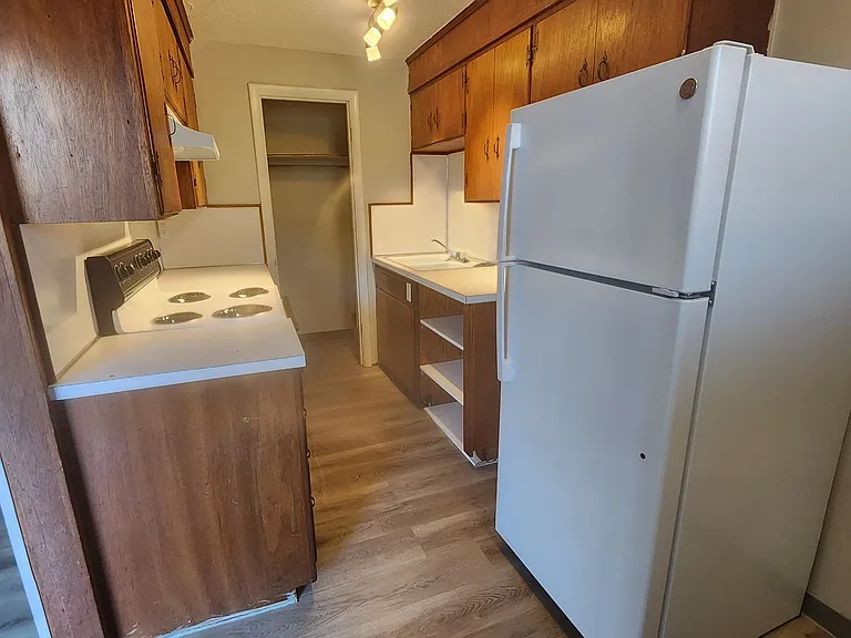 Patriot Apartments — Photo 30