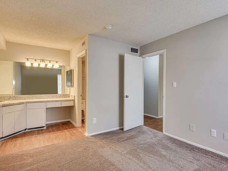 Champions Pines Apartments — Photo 119