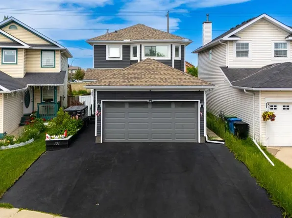 131 S Coral Springs Cir NE, Calgary, AB T3J 3P5