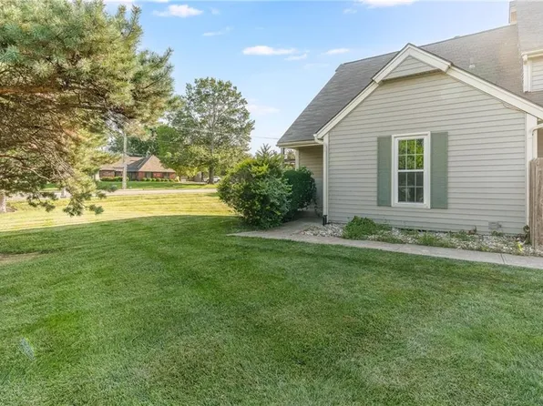 5401 NW 84th Ct, Kansas City, MO 64154