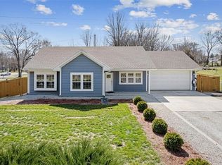 301 Plattsburg St, Lathrop, MO 64465