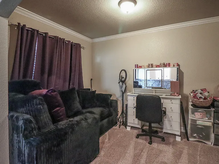 8107 Preston Hollow Dr — Photo 24