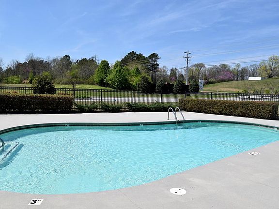 2nd image of 157 Chalmette Way