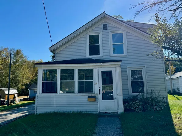 24 Pine Street, Gorham, NH 03581