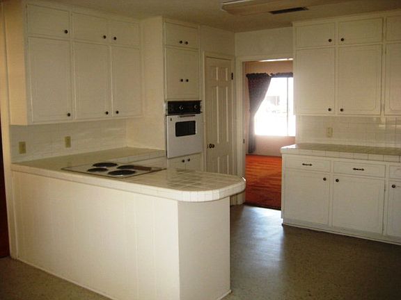 5th image of 2508 W Dengar Ave