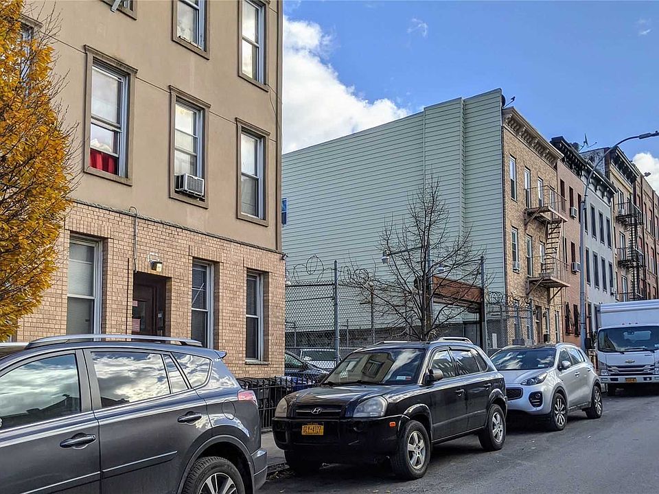 1st image of 263-265 20th St