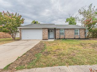 5564 Ragan Dr, The Colony, TX 75056