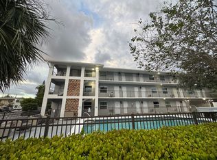 1021 NE 24th Ave, Pompano Beach, FL 33062