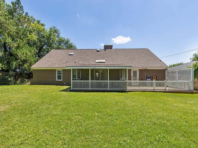 1101 Glenwood Ave — Photo 50