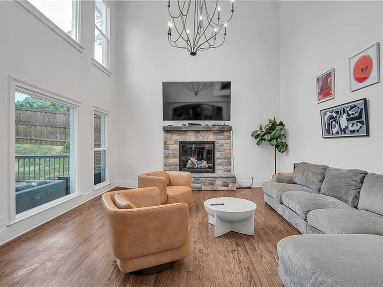 4221 Willow Oak Dr — Photo 32