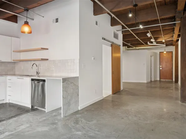 509 Elm St APT 503, Dallas, TX 75202