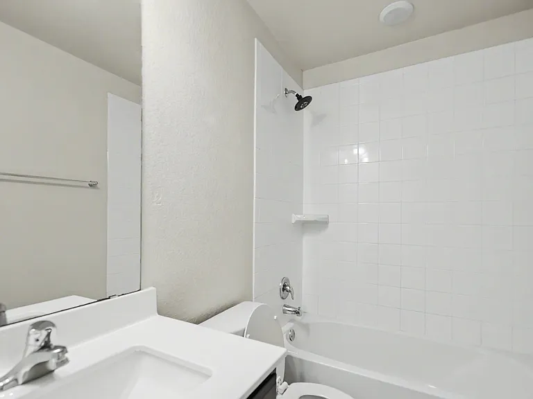 9405 Glynhill Ct — Photo 17