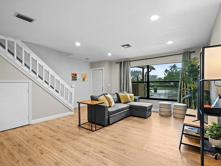 1602 Montauk Dr — Photo 3