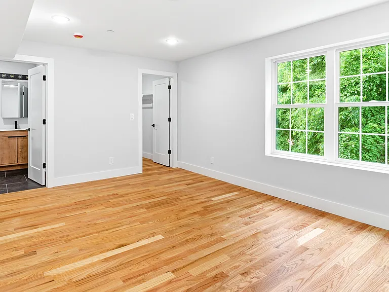 129 Mount Pleasant Ave #2 — Photo 12
