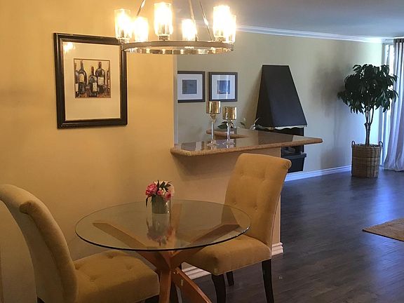2nd image of 6526 Ocean Crest Dr APT A211