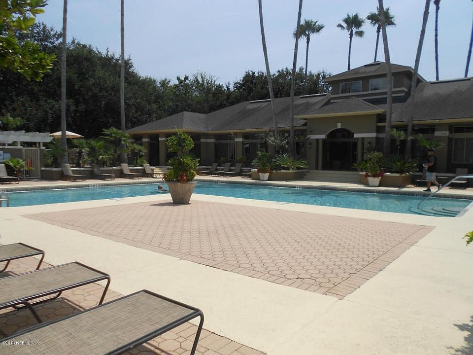 OCEAN GROVE CLUBHOUSE