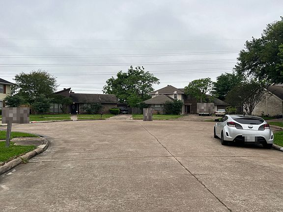5th image of 13330 Agarita Ln