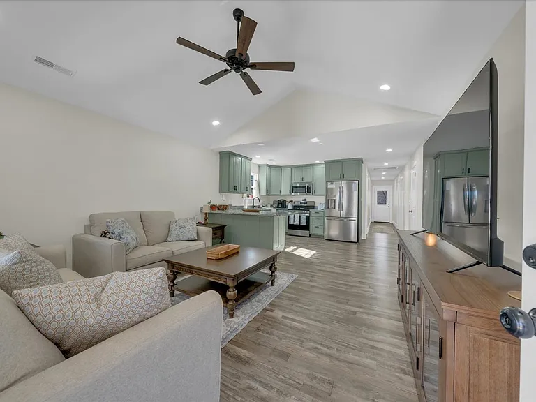 160 Marion Farms Dr — Photo 7