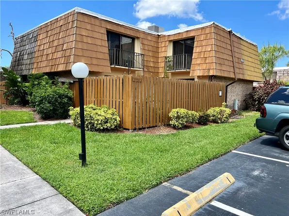 5554 Malt Dr APT 3, Fort Myers, FL 33907