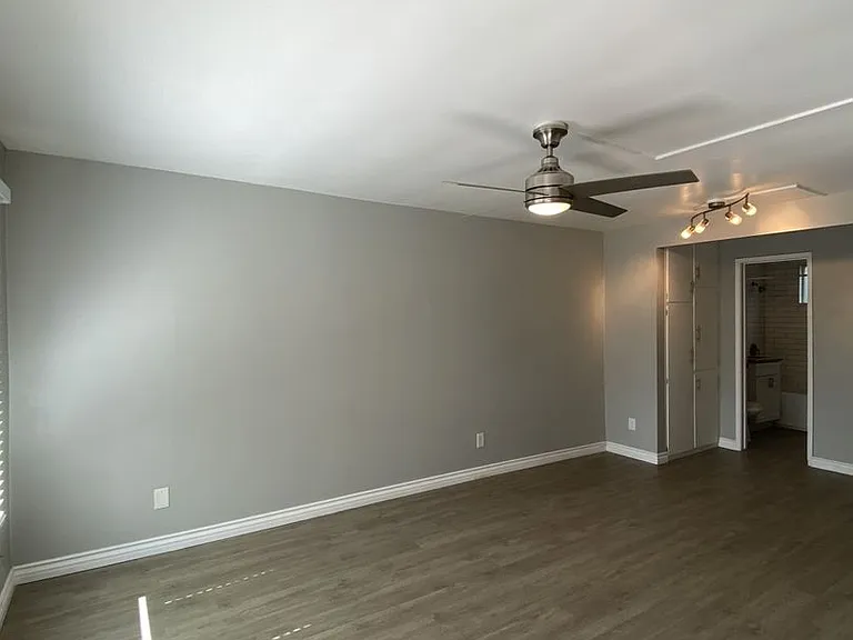 4533 Contour Blvd. — Photo 4