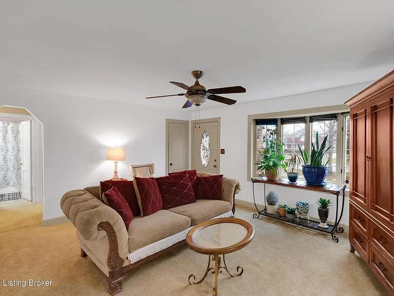 3534 Algonquin Pkwy — Photo 13