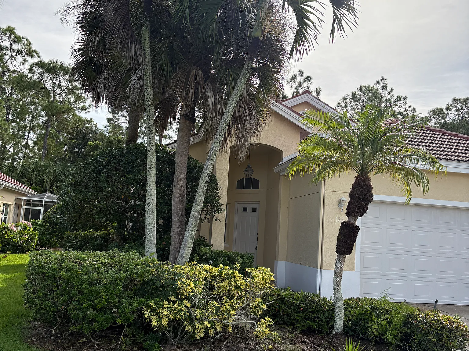 2 bed, 1303 sqft, $2,400 — Photo 2