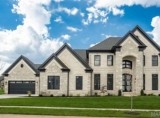 718 Silver Buck Ln, Chesterfield, MO 63005