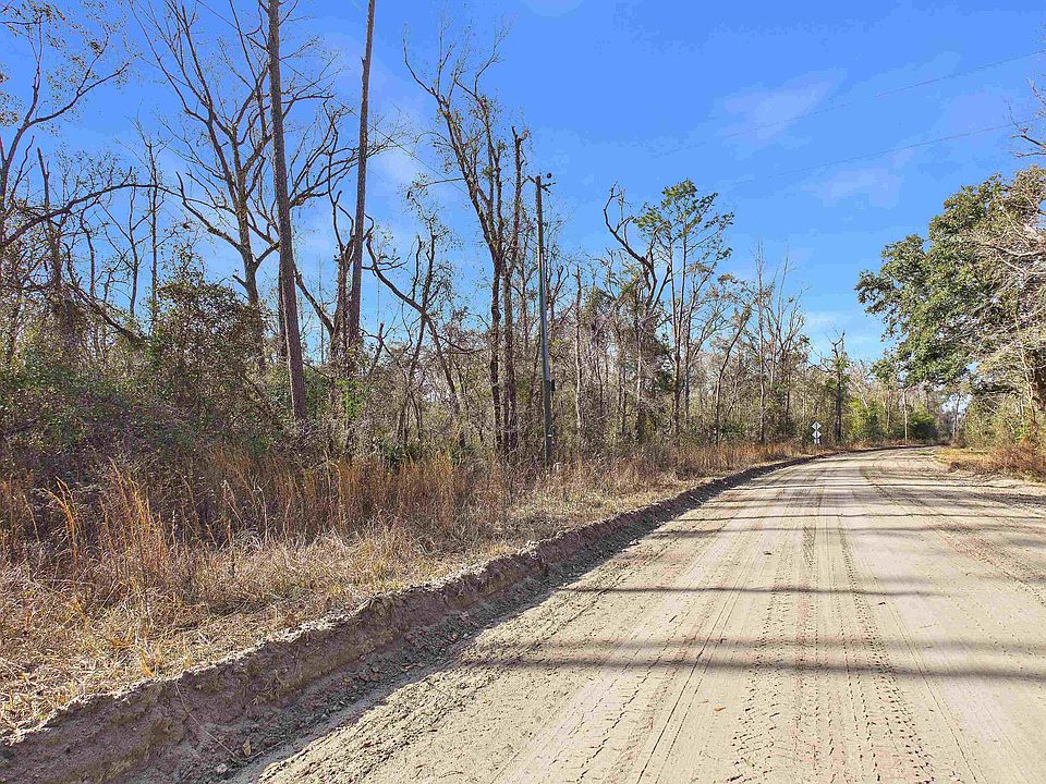 1st image of Vacant Ne River Park Rd