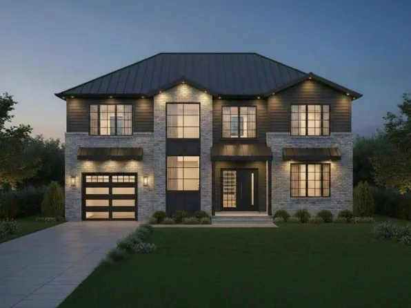 29 Patience Lane, Westbury, NY 11590