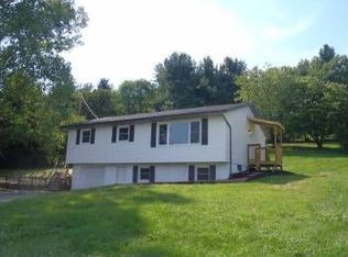 12716 Flint Ridge Rd SE, Newark, OH 43056