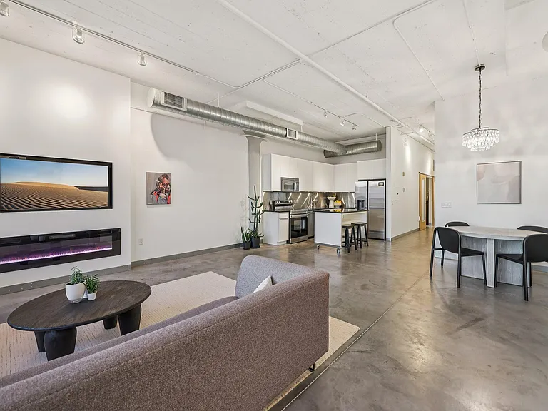 2929 Chicago Ave #1105 — Photo 5
