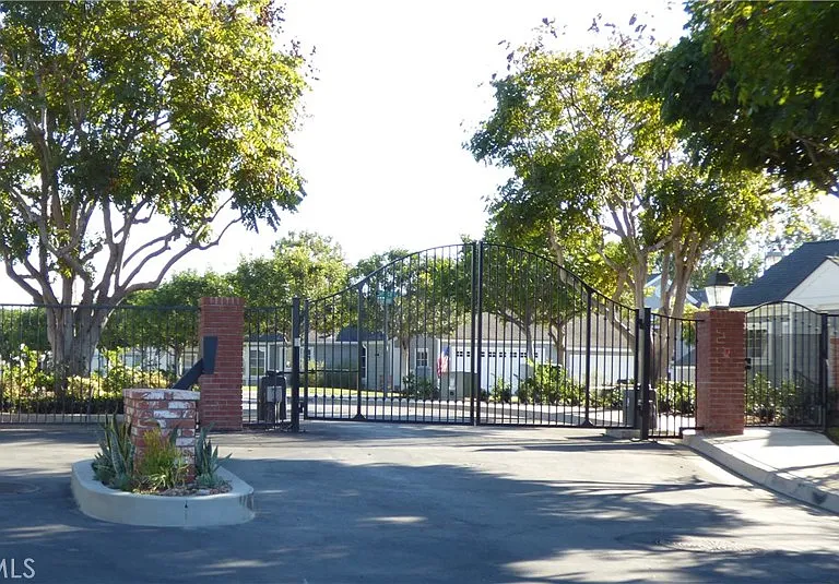 33906 Cape Cv — Photo 44