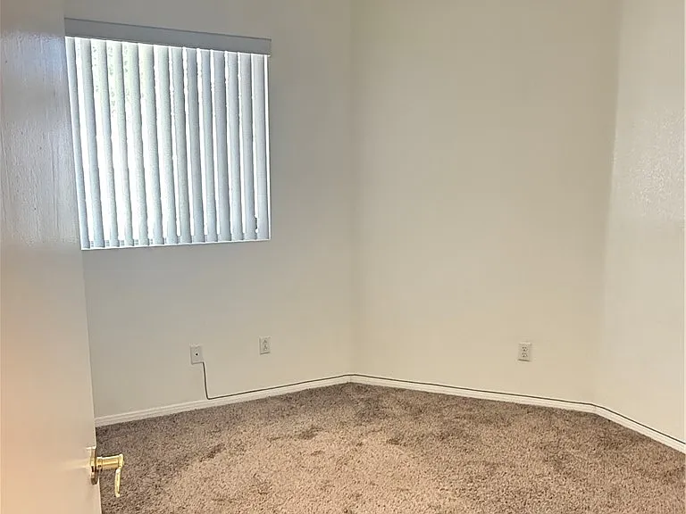 1739 Franklin Chase Ter — Photo 11