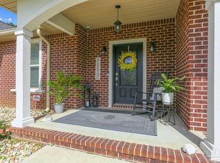 5612 Madelines Way, Pace, FL 32571