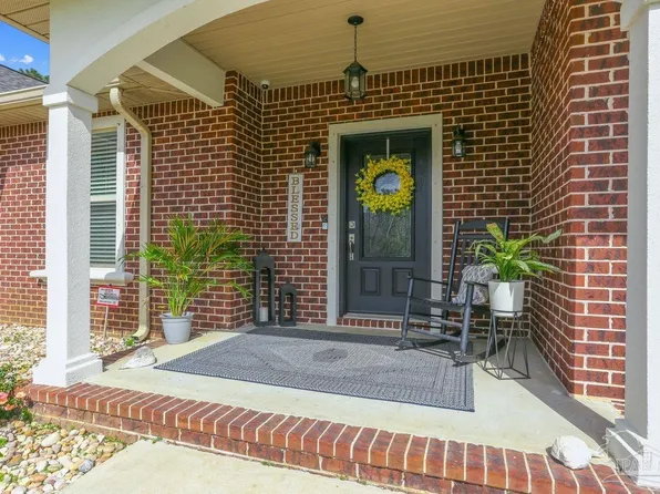 5612 Madelines Way, Pace, FL 32571