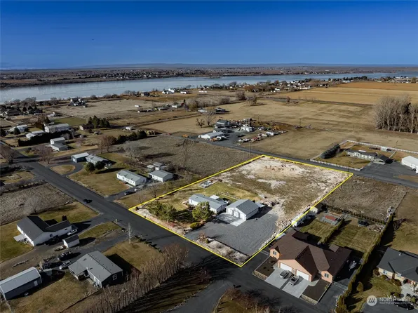 7442 Wild Goose Lane NE, Moses Lake, WA 98837