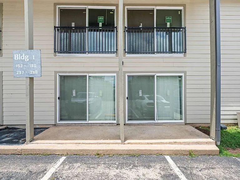 2124 Burton Dr #159 — Photo 16