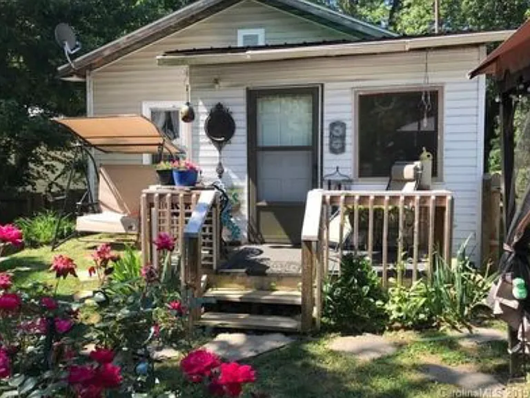 335 Emma Rd — Photo 8