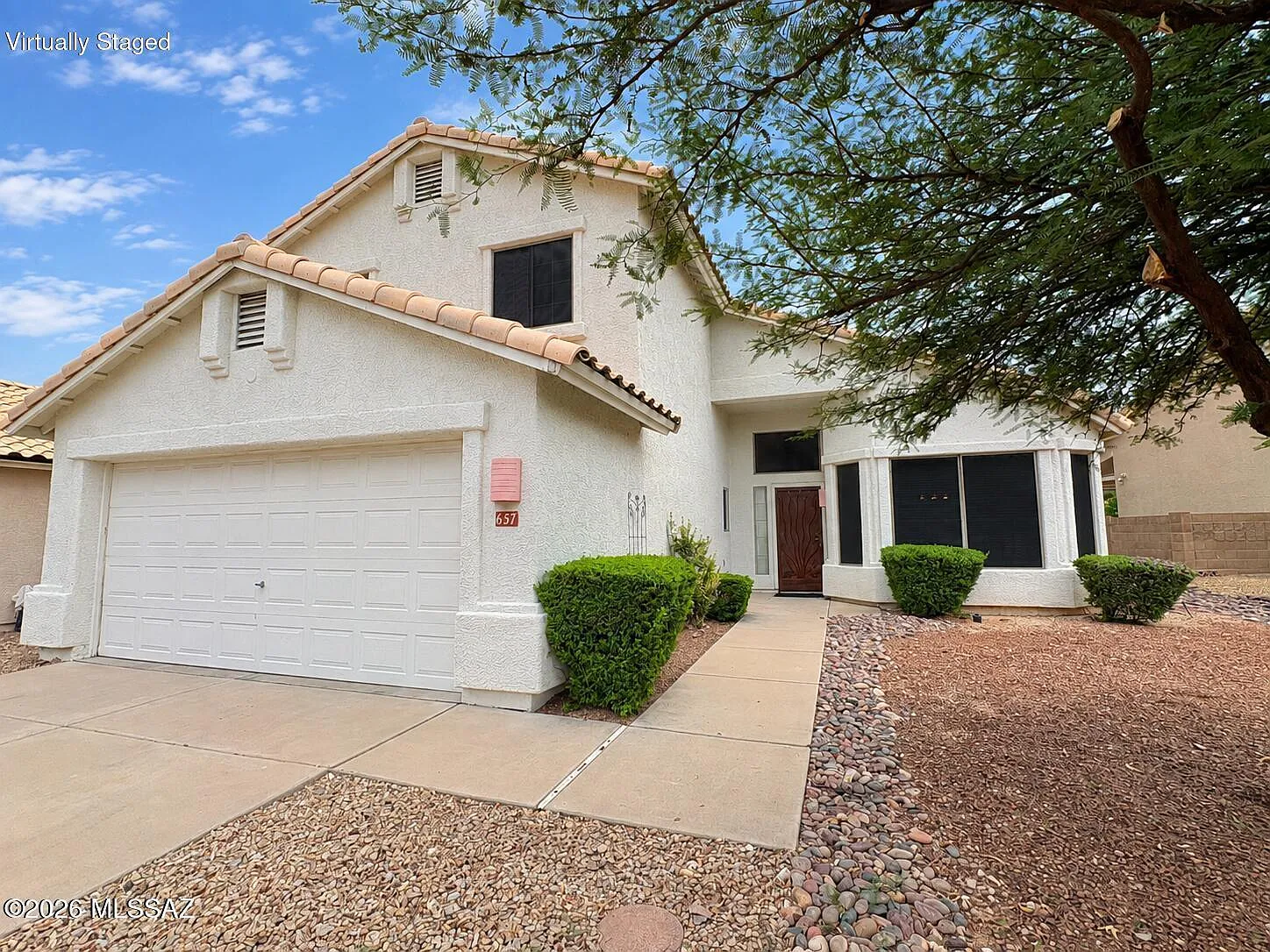 3 bed, 2.5 bath, 2175 sqft, $2,050 — Photo 1