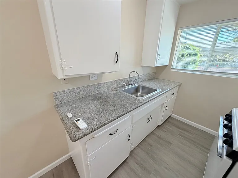 316 N San Gabriel Ave #A — Photo 8