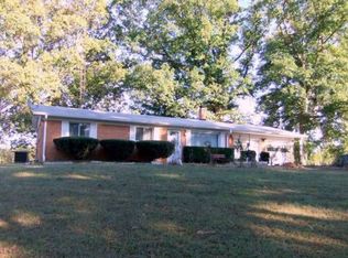 620 Barlow Ln, Bedford, IN 47421