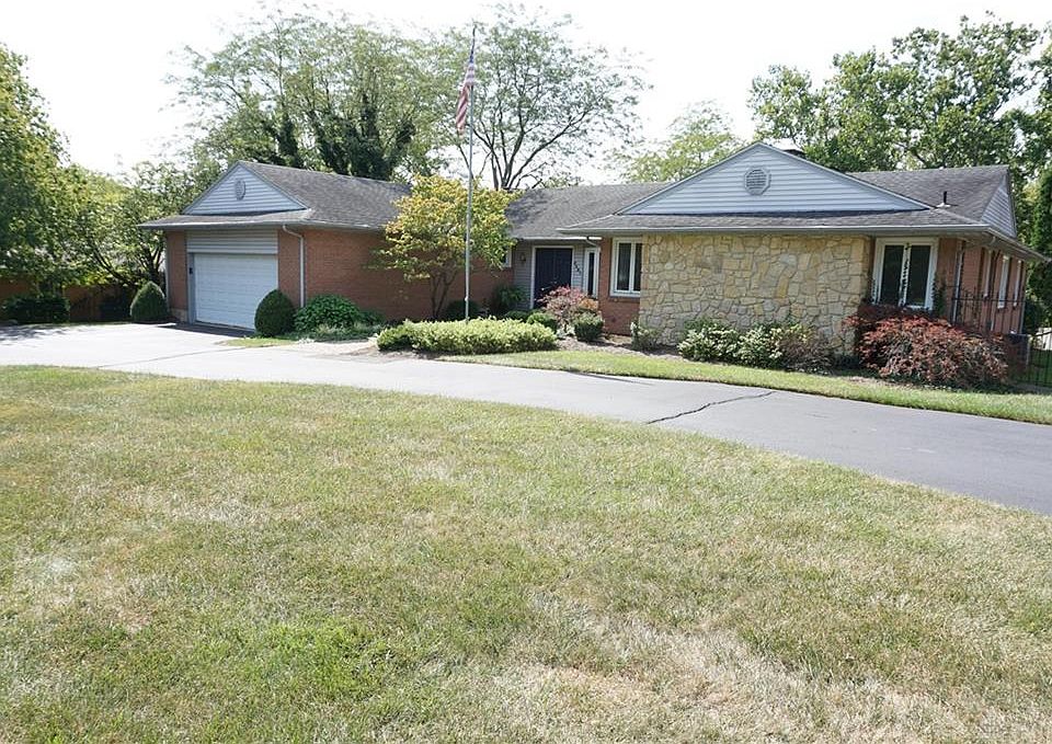 1st image of 5487 Woodbridge Ln