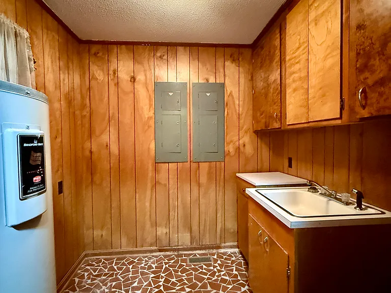 1110 Brock Rd — Photo 28