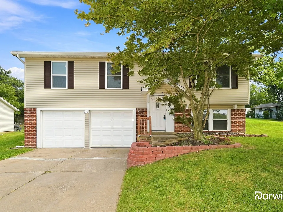 2 Oak Knoll Dr
